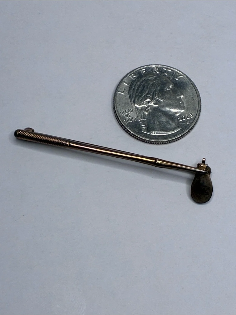 Vintage 1960's Gold Tone Golf Club Brooch Sash Lapel Pin Brass Color 2 Inches